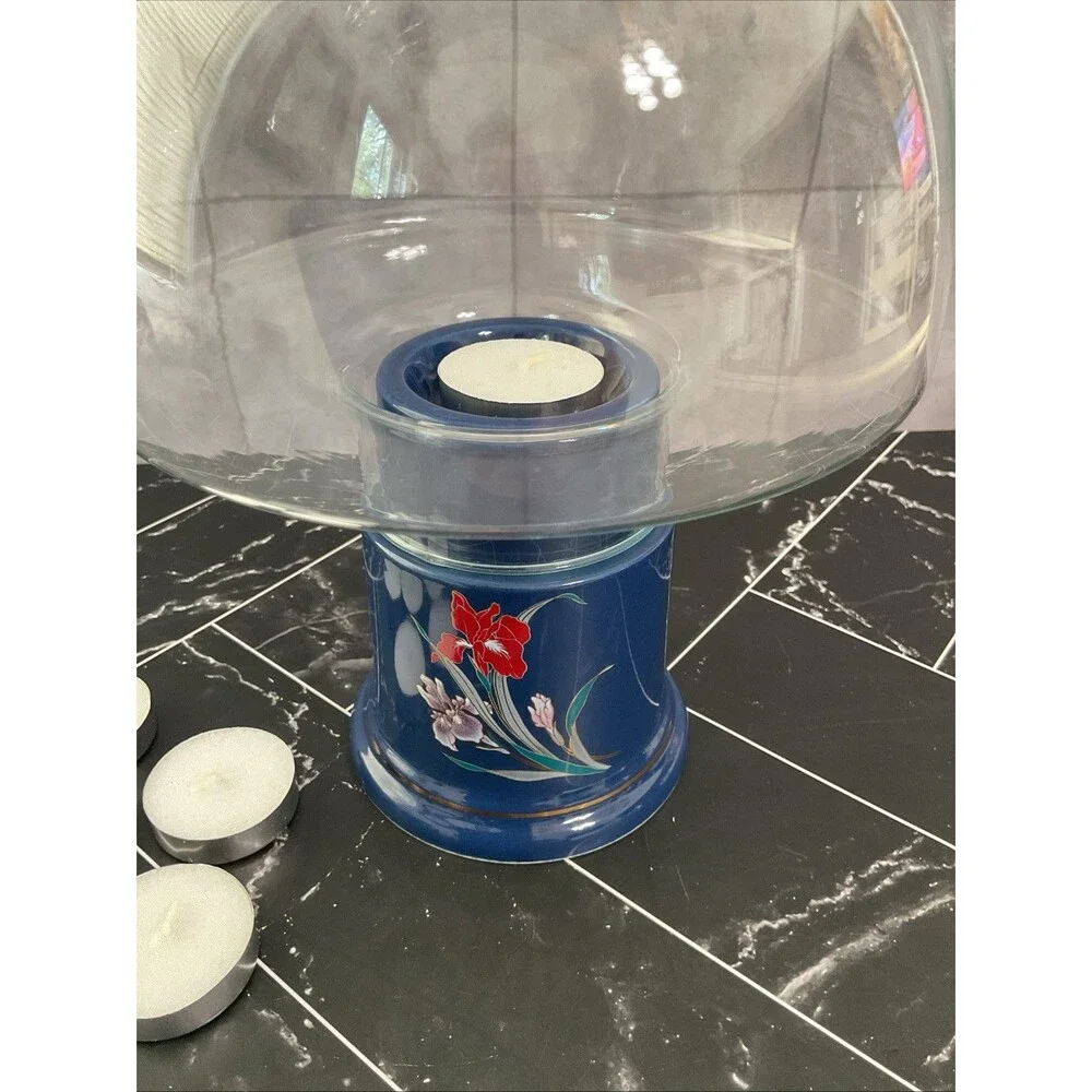 Classique Hurricane Lamp and Candle Blue Dynasty Jay Imports Co. Made in Japan